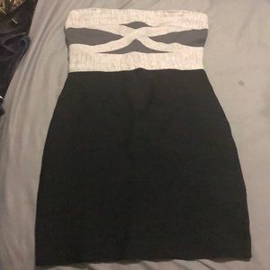 Guess dress Medium